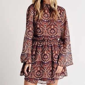 Cupcakes and Cashmere - Malory Star Paisley Dress